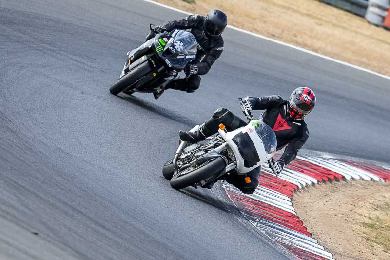 enduro digital images;event digital images;eventdigitalimages;no limits trackdays;peter wileman photography;racing digital images;snetterton;snetterton no limits trackday;snetterton photographs;snetterton trackday photographs;trackday digital images;trackday photos